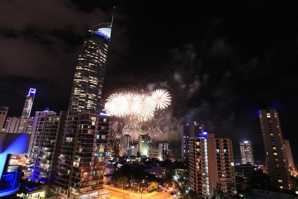 Anacapri Holiday Resort Apartments Surfers Paradise Buitenkant foto