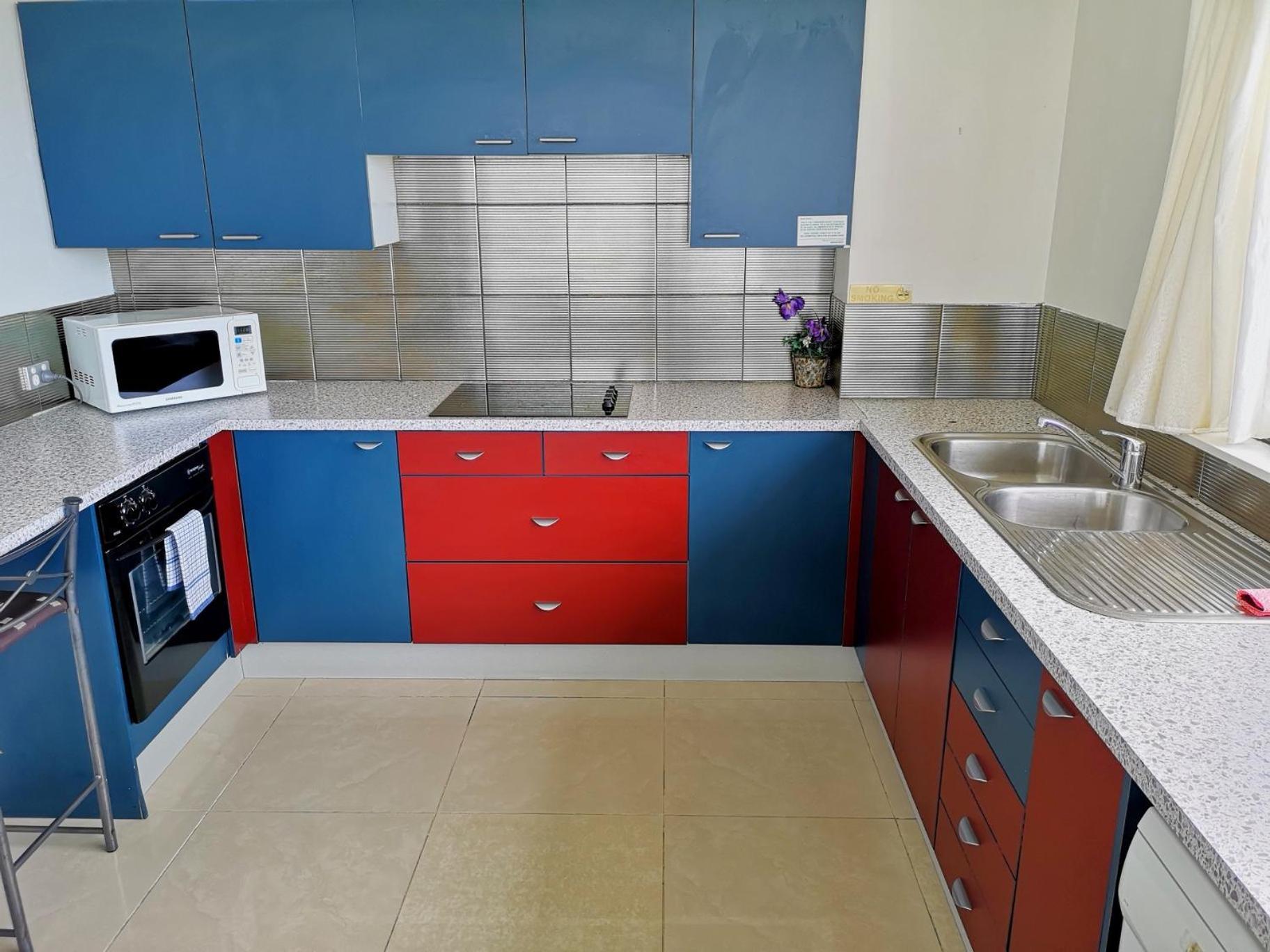 Anacapri Holiday Resort Apartments Surfers Paradise Buitenkant foto