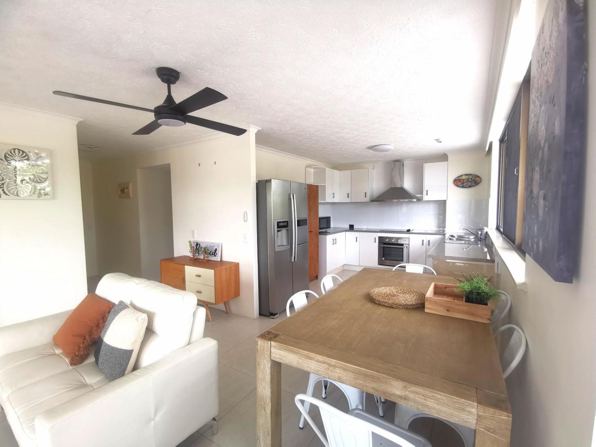 Anacapri Holiday Resort Apartments Surfers Paradise Buitenkant foto