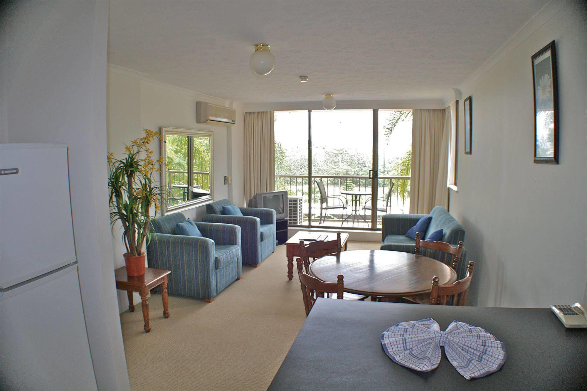 Anacapri Holiday Resort Apartments Surfers Paradise Buitenkant foto