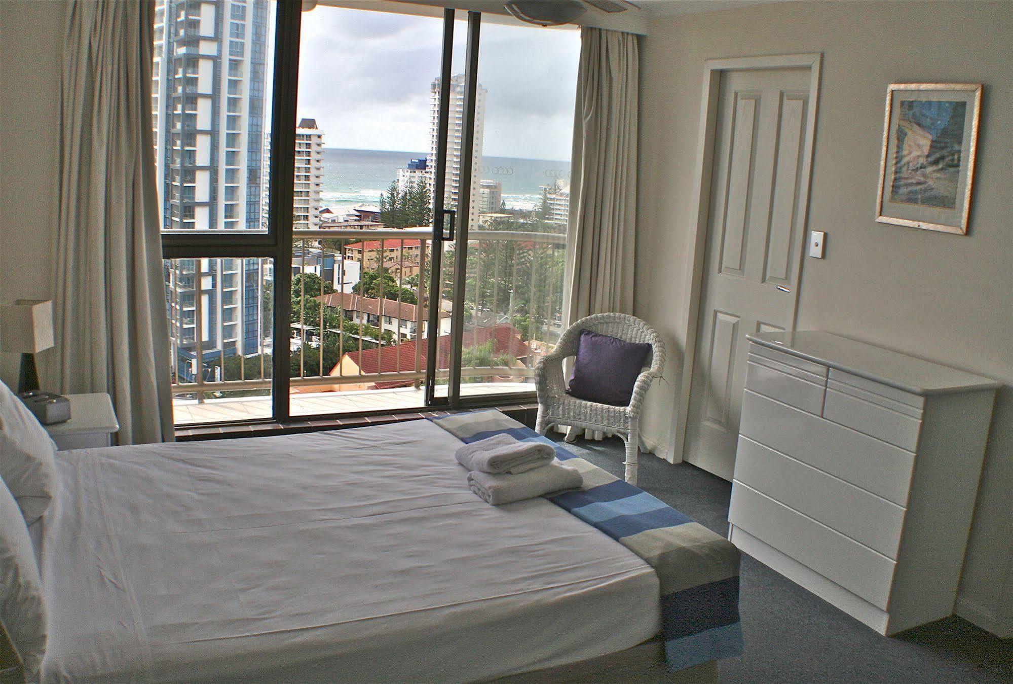 Anacapri Holiday Resort Apartments Surfers Paradise Buitenkant foto