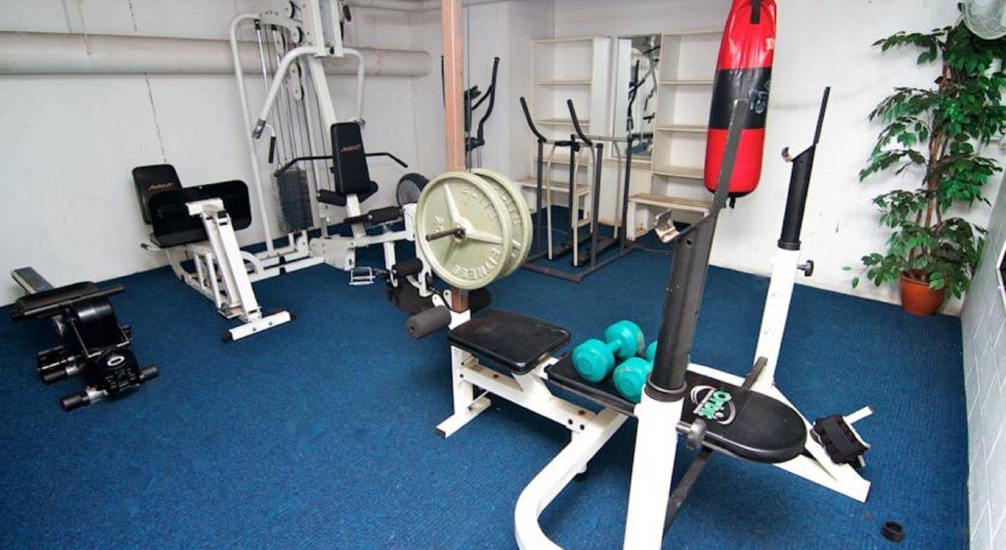 Anacapri Holiday Resort Apartments Surfers Paradise Buitenkant foto