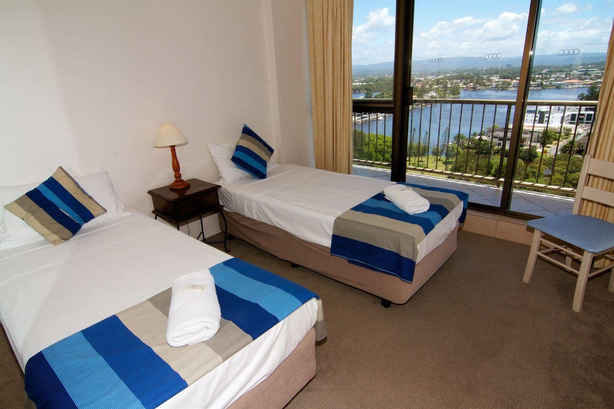 Anacapri Holiday Resort Apartments Surfers Paradise Buitenkant foto