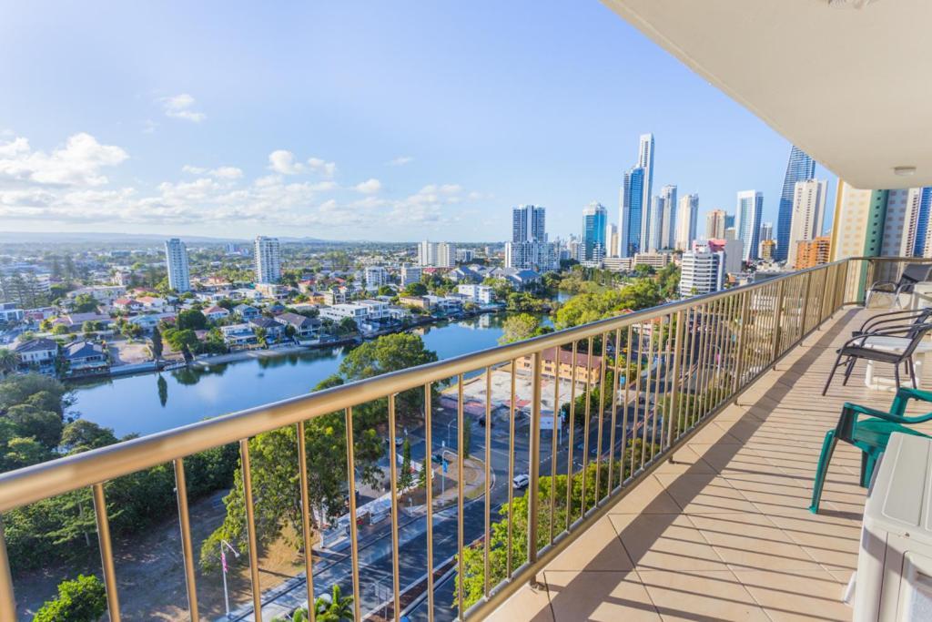 Anacapri Holiday Resort Apartments Surfers Paradise Buitenkant foto