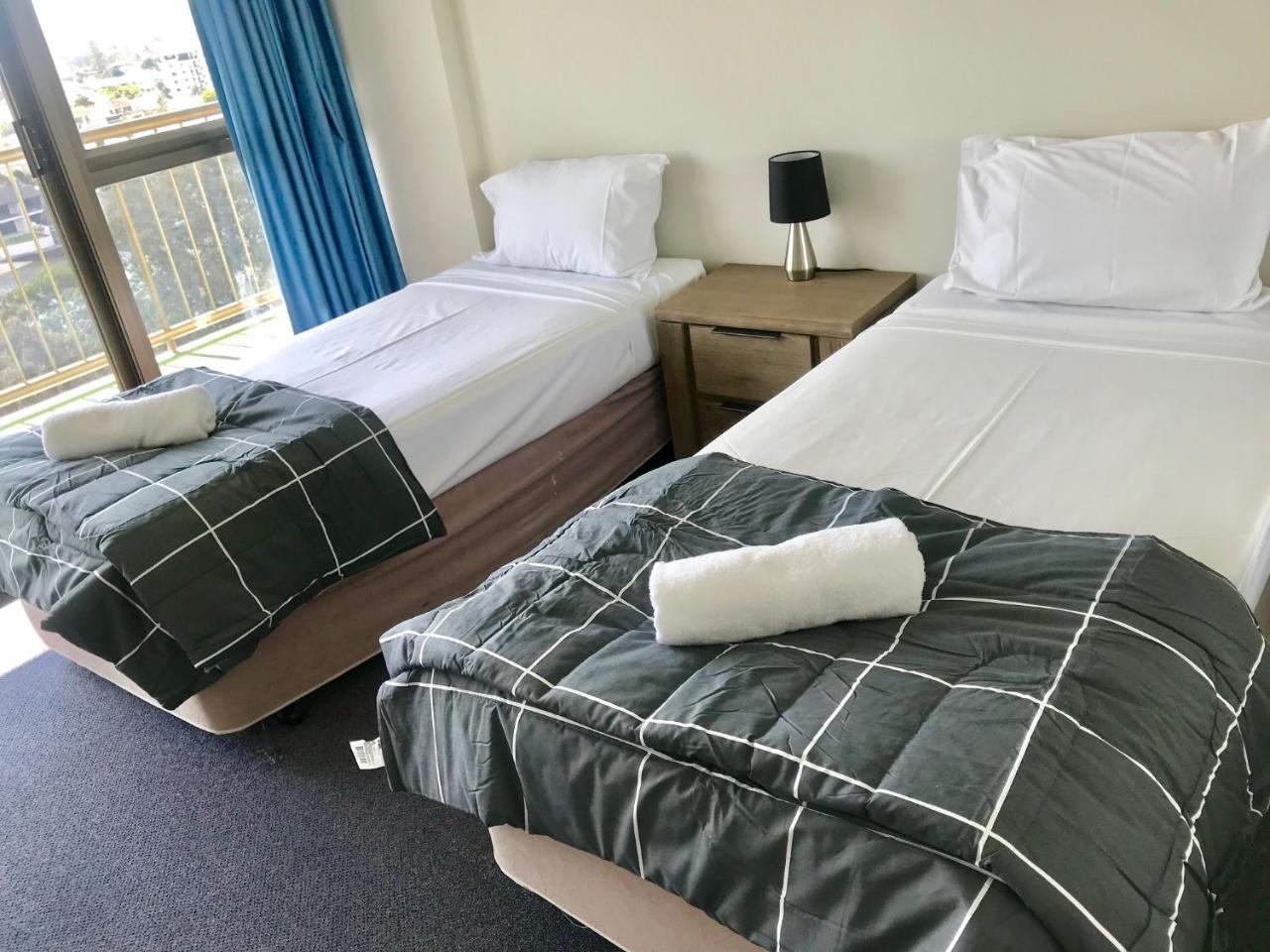 Anacapri Holiday Resort Apartments Surfers Paradise Buitenkant foto