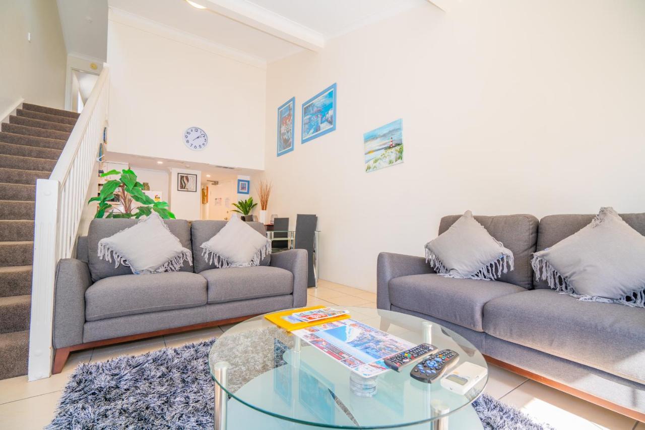 Anacapri Holiday Resort Apartments Surfers Paradise Buitenkant foto