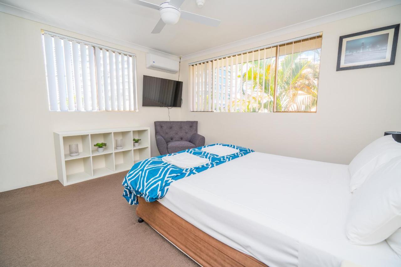Anacapri Holiday Resort Apartments Surfers Paradise Buitenkant foto