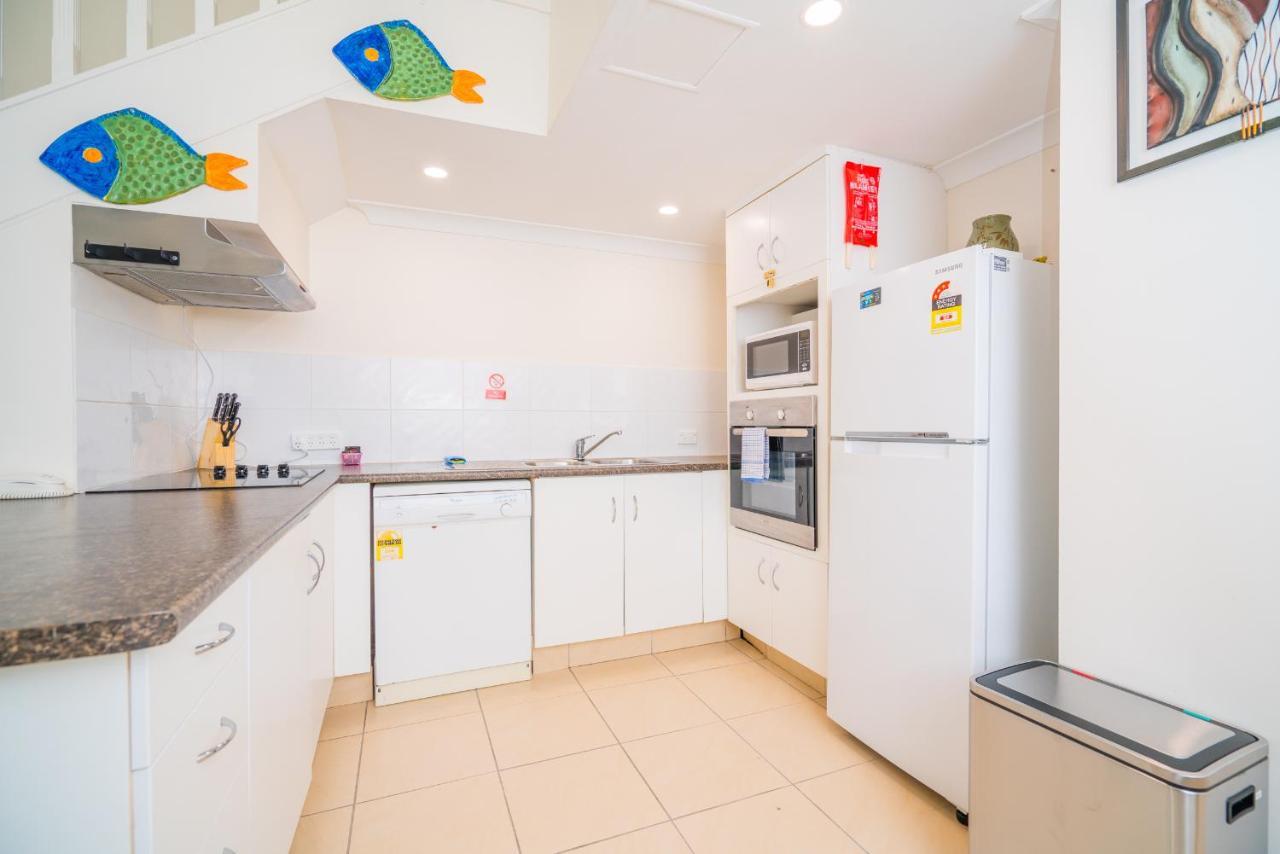 Anacapri Holiday Resort Apartments Surfers Paradise Buitenkant foto