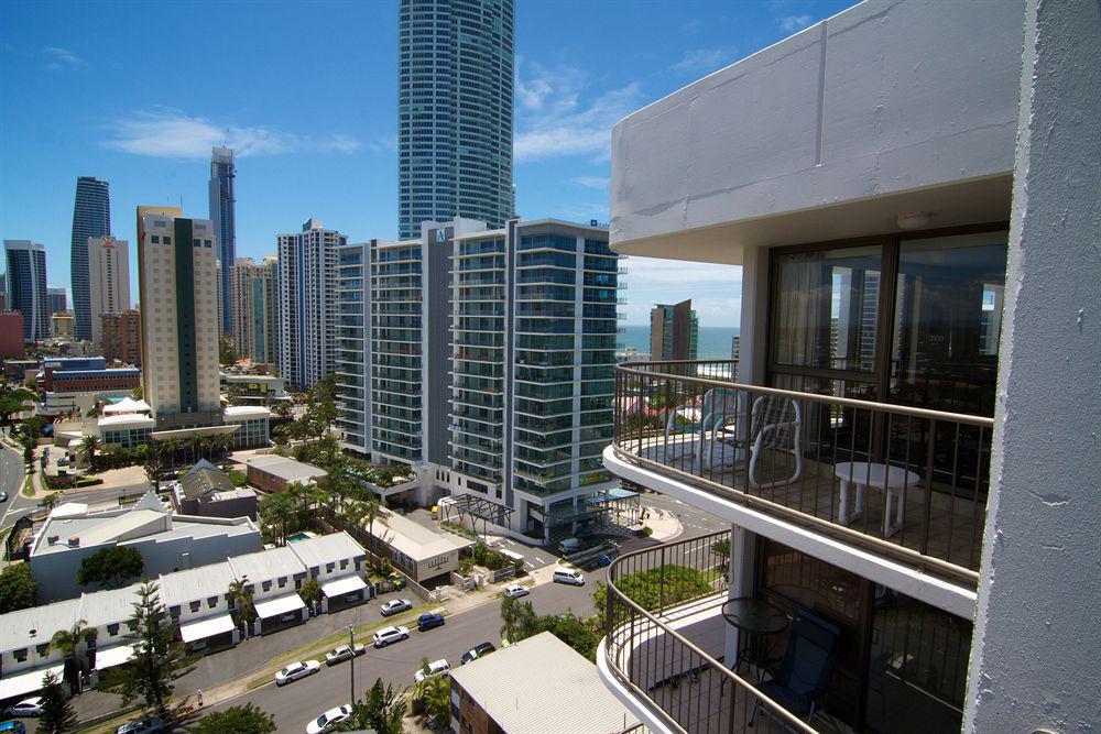 Anacapri Holiday Resort Apartments Surfers Paradise Buitenkant foto